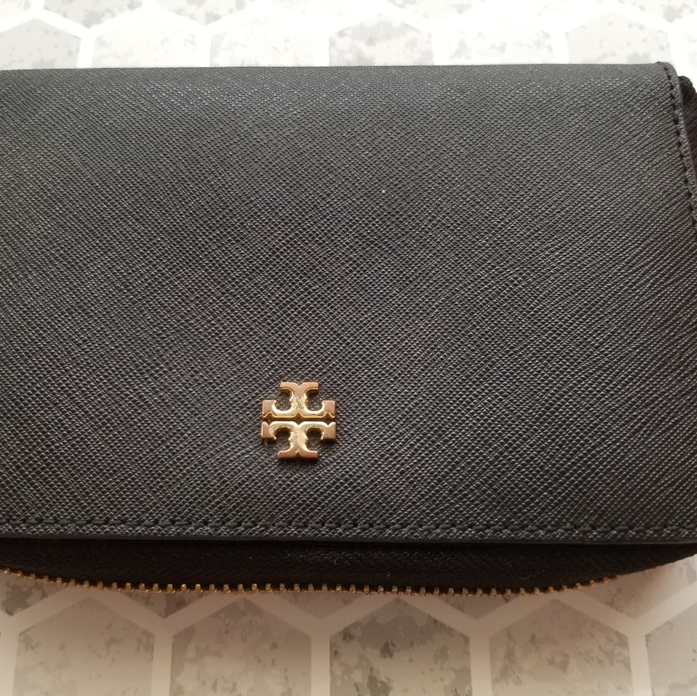 Tory Burch wallet